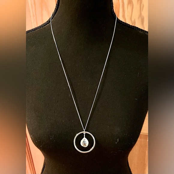 Swarovski Silver Teardrop Crystal Pendant in Circle Halo Sparkle Gift Minimalist - Picture 4 of 16
